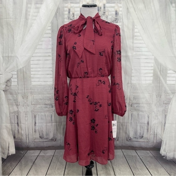 London Times Size 6 Purple Black Floral Tie-Neck Fit & Flare Dress Long Sleeve - Picture 1 of 13